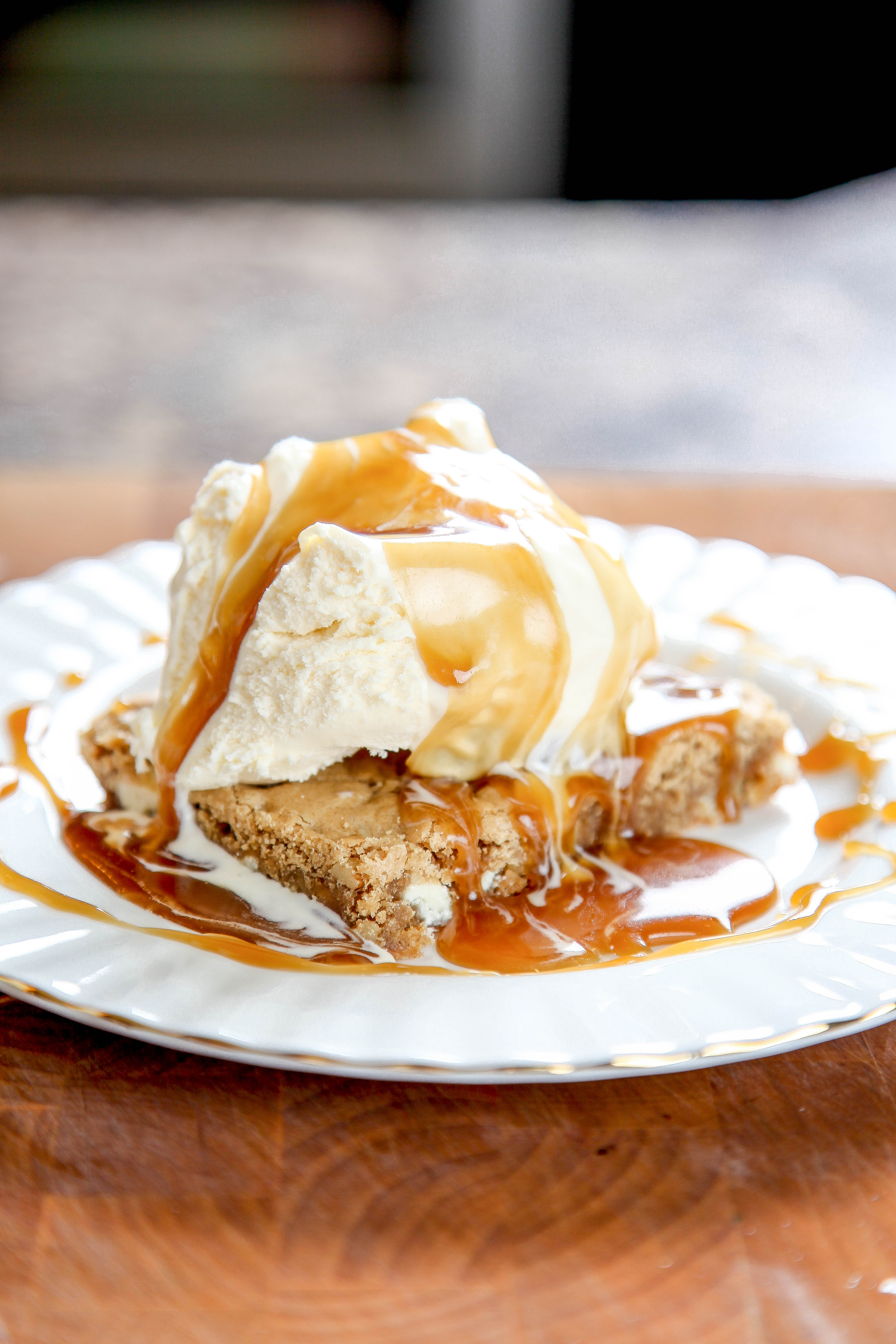 Copycat Maple Butter Applebees Blondie Recipe