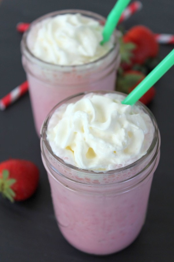 Strawberries and Cream Starbucks Copycat Recipe