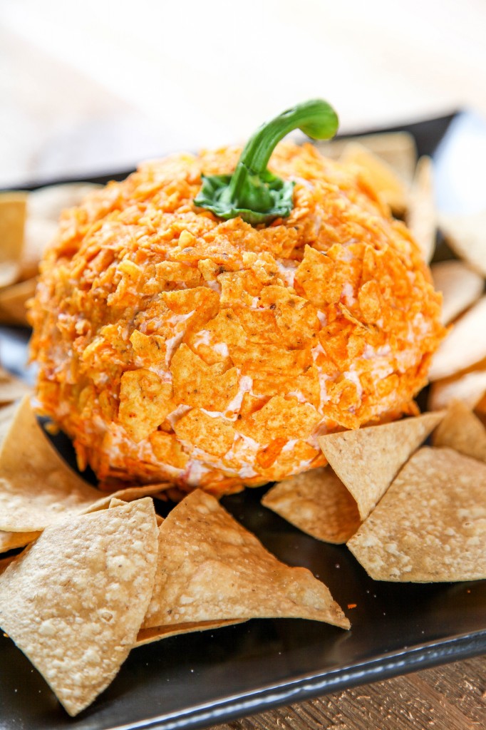 Pumpkin Cheeseball