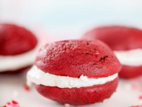 Red Velvet Whoopie Pies With Creaem Chees Frosting Baking Beauty