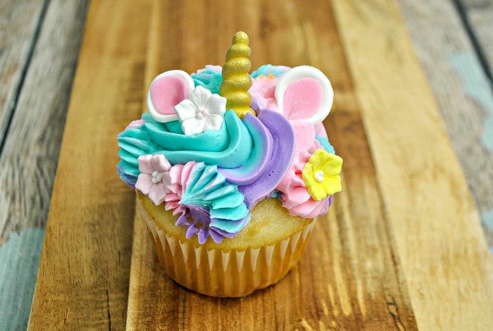  rainbow unicorn cupcakes