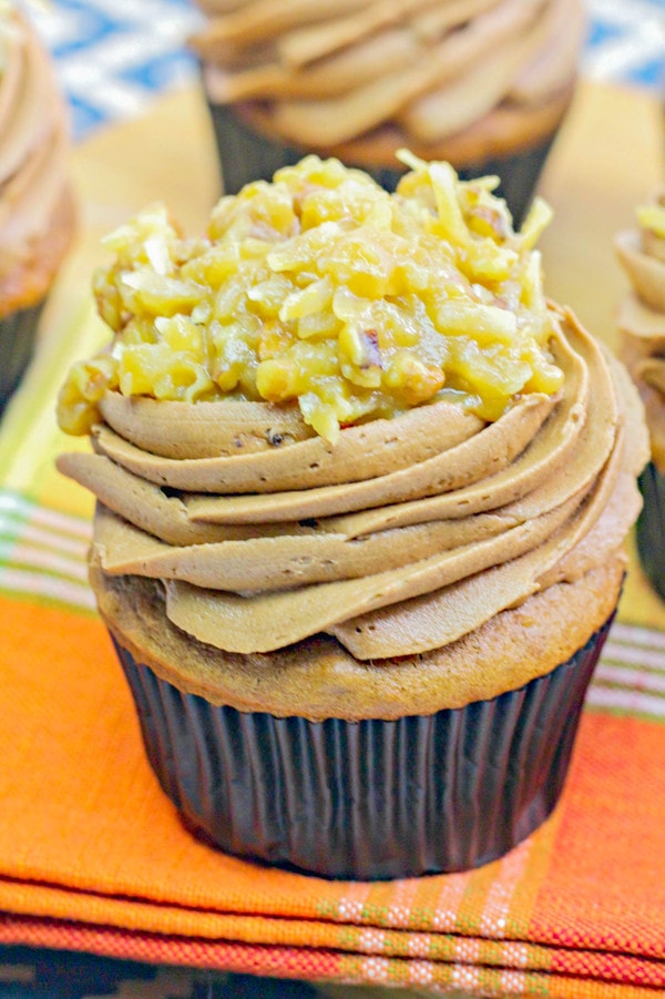 easy german chocolate cupcakes