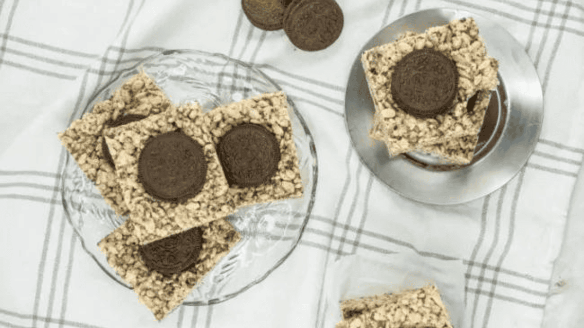 oreo rice krispie treats topped with a whole oreo cookie.