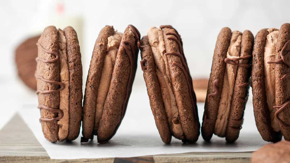 a line of homemade fudge round cookies.