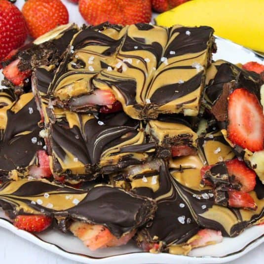 Strawberry banana bark recipe dinners done quick featured image.