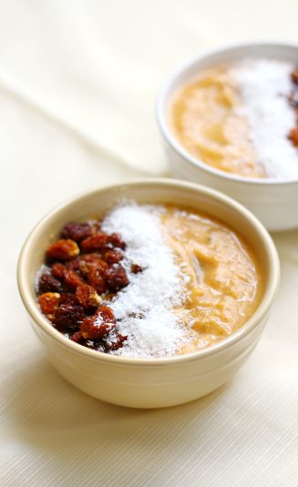 A display of Immune-Boosting Friendship Smoothie Bowls.