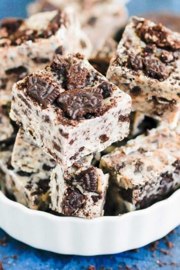 A bowl of Cookies and Cream Fudge, made with classic Oreo cookies.