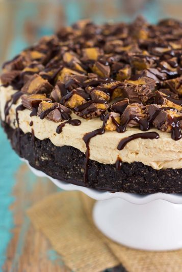 A display of No-Bake Peanut Butter Cup Cheesecake.
