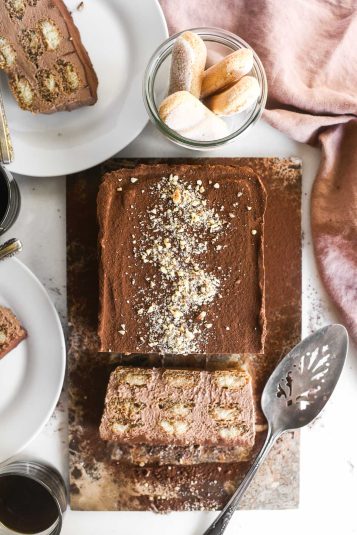 A Nutella Tiramisu cake with lady fingers.