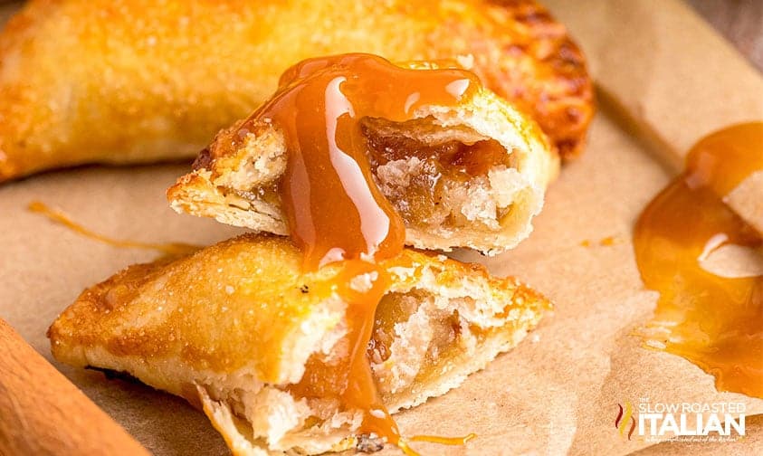 wide shot of taco bell empanadas